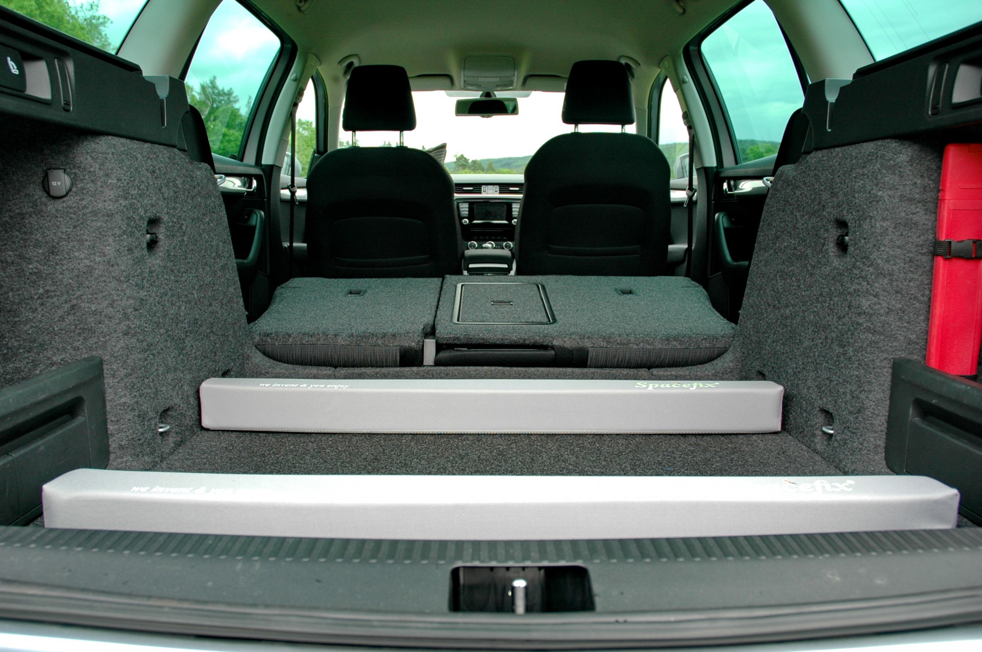 Mitsubishi outlander auto aufblasbares bett suv kofferraum isomatte  luftbett auto kombi matratze im auto