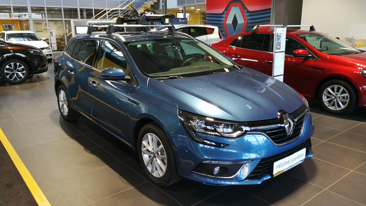 Schlafen Im Auto Renault Megane Combi Iv