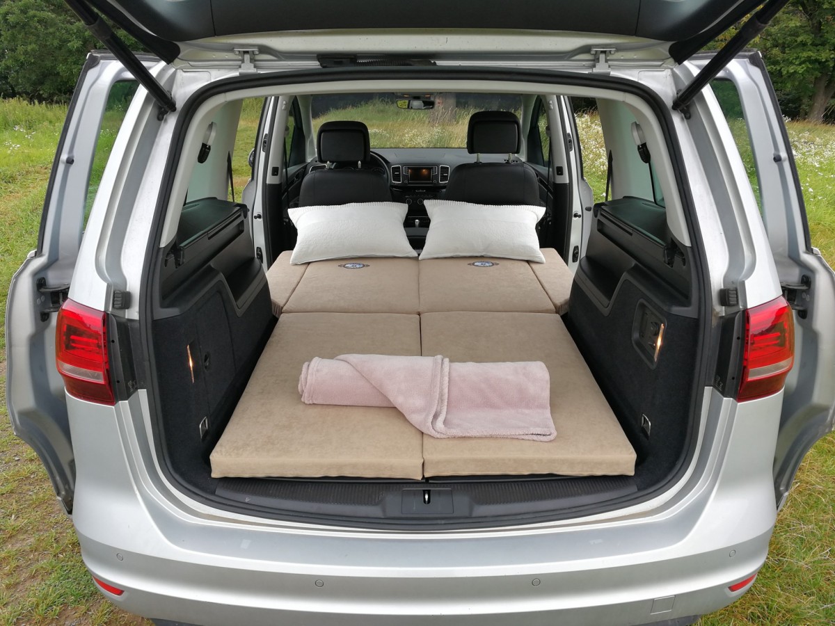 Ford Galaxy 2008 спальное место