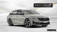 Auto Matratze SPACEBED® ausgebreitet im Skoda Octavia Combi 5 Kofferraum auf Nivelliersystem S4D