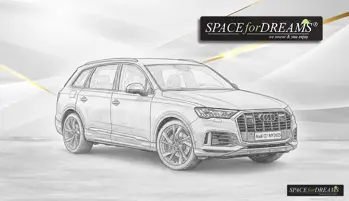 Die beige Auto Matratze verwandelt das Heck des Audi Q7 in ein geräumiges Schlafzimmer für Ihren nächsten Urlaub.