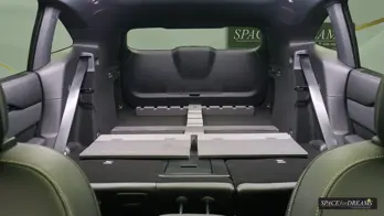 Klappbare Matratze SPACEBED® im Zeekr 7X Kofferraum mit Nivelliersystem S4D