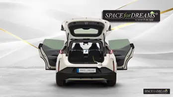 Klappbare Matratze SPACEBED® im Kofferraum des Zeekr X