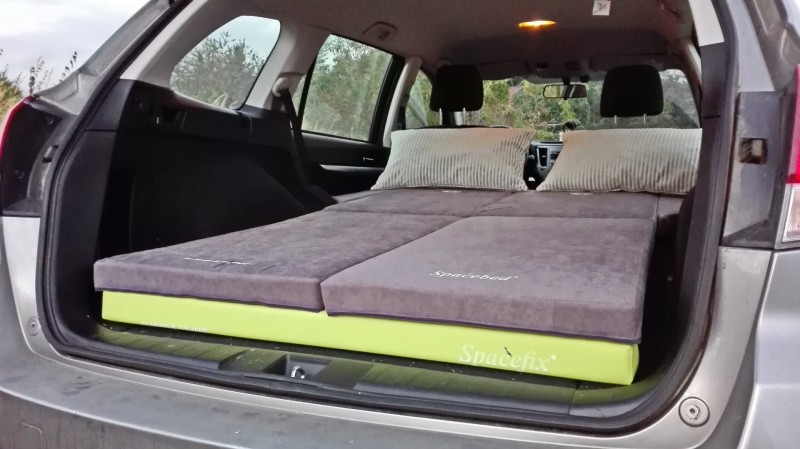 FERY Auto Einziehbare Hintere Kofferraum Hutablage für Subaru